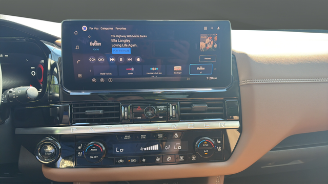 2026 Nissan Pathfinder Platinum