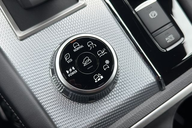 2026 Nissan Rogue Plug-In Hybrid Platinum