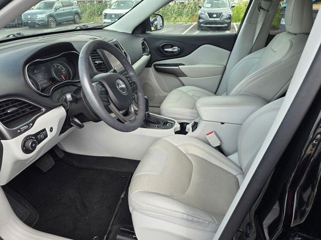 2022 Jeep Cherokee Latitude Lux