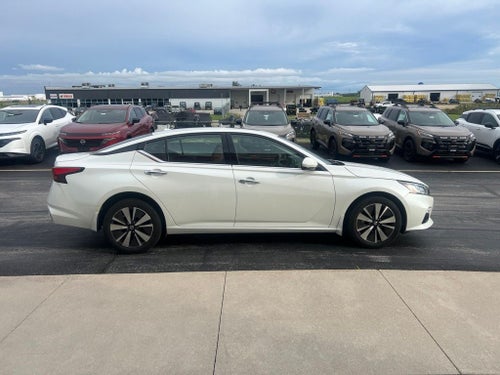 2020 Nissan Altima 2.5 SV