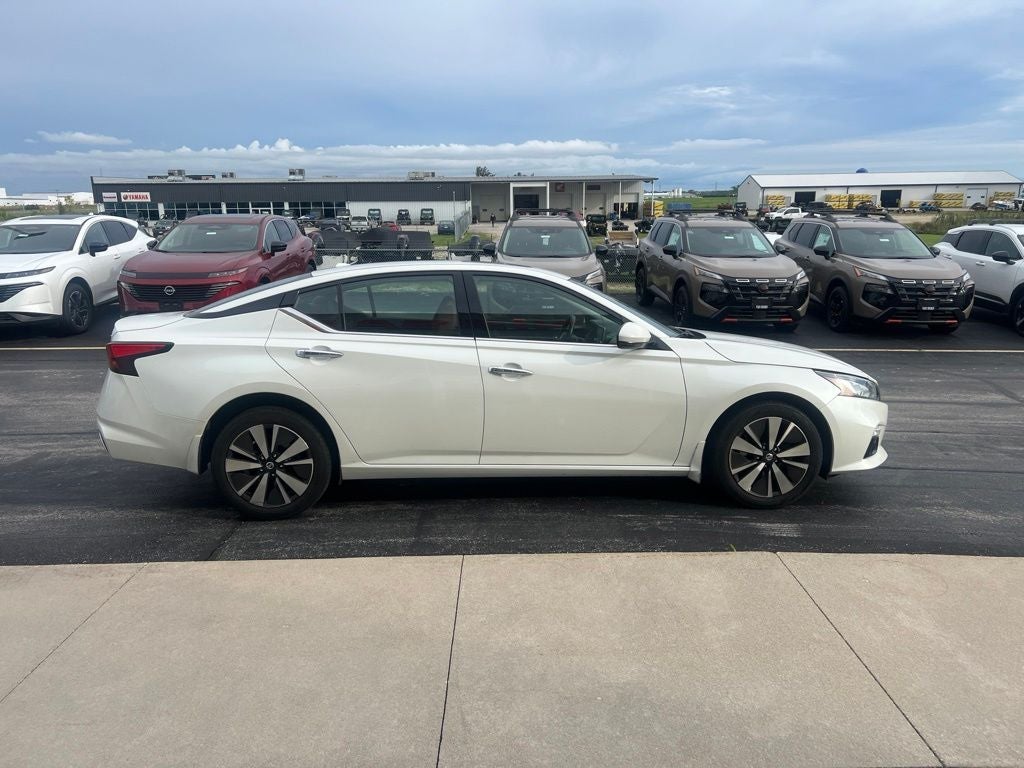 2020 Nissan Altima 2.5 SV