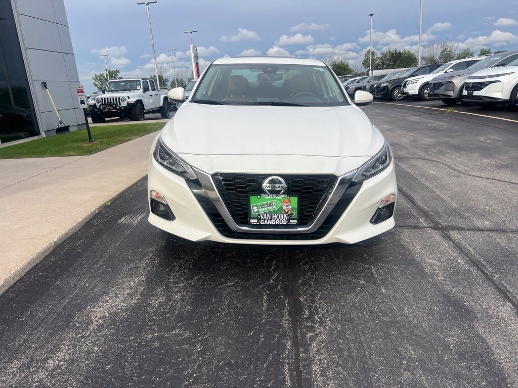 2020 Nissan Altima 2.5 SV