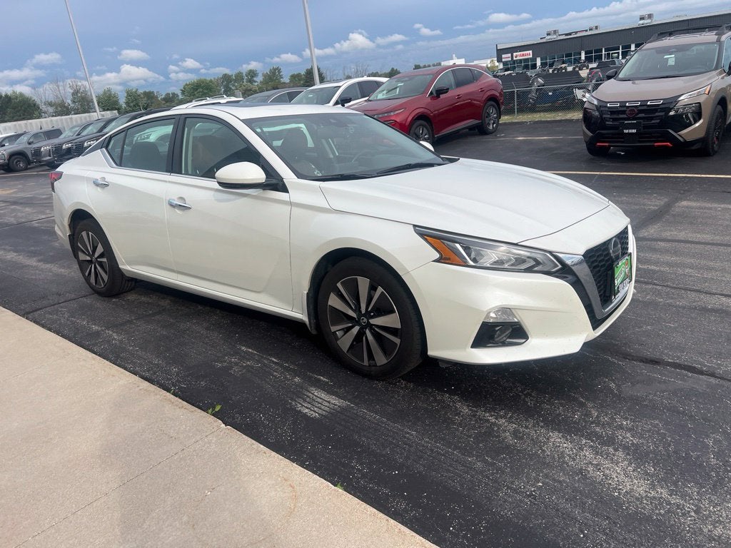 2020 Nissan Altima 2.5 SV