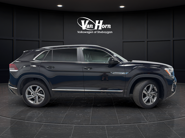 2024 Volkswagen Atlas Cross Sport 2.0T SEL R-Line