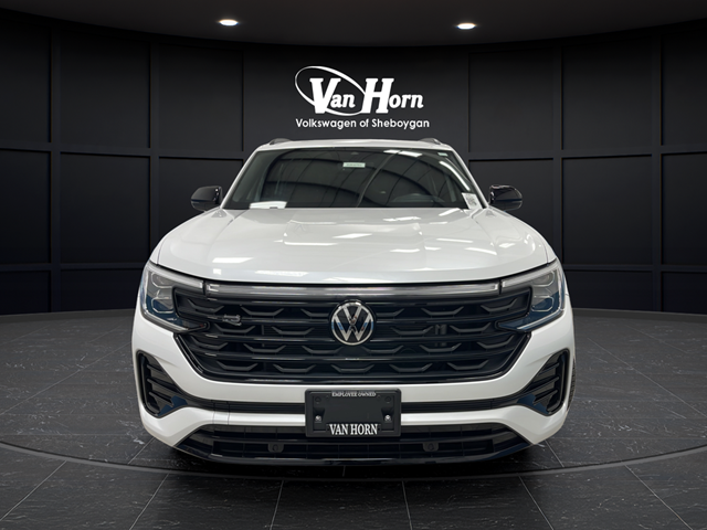 2025 Volkswagen Atlas Cross Sport 2.0T SEL R-Line Black