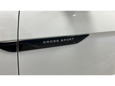 2025 Volkswagen Atlas Cross Sport 2.0T SEL R-Line Black
