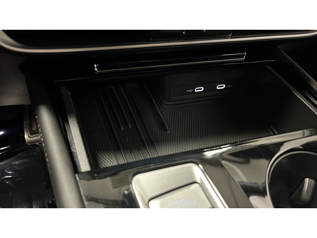 2025 Volkswagen Atlas Cross Sport 2.0T SEL R-Line Black