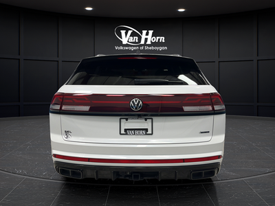 2025 Volkswagen Atlas Cross Sport 2.0T SEL R-Line Black
