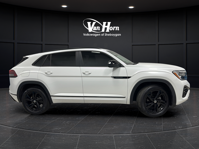 2025 Volkswagen Atlas Cross Sport 2.0T SEL R-Line Black