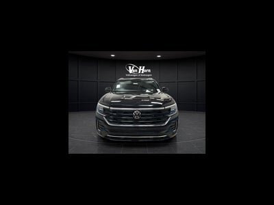 2024 Volkswagen Atlas Cross Sport 2.0T SEL R-Line
