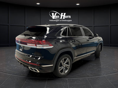 2024 Volkswagen Atlas Cross Sport 2.0T SEL R-Line