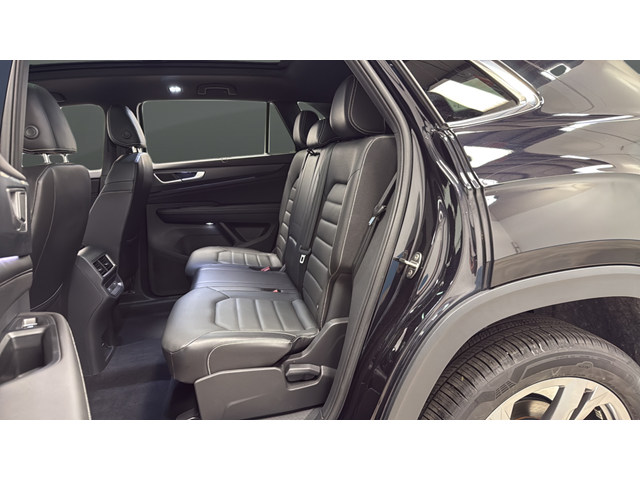 2024 Volkswagen Atlas Cross Sport 2.0T SEL R-Line