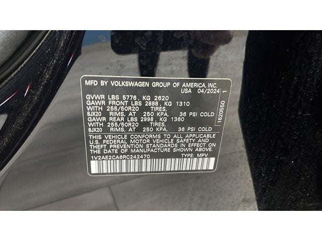 2024 Volkswagen Atlas Cross Sport 2.0T SEL R-Line