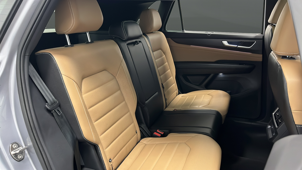 2024 Volkswagen Atlas Cross Sport 2.0T SEL R-Line