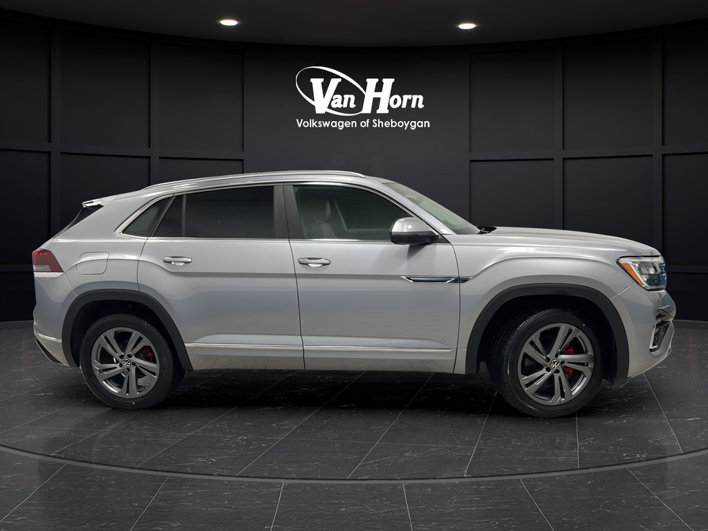 2024 Volkswagen Atlas Cross Sport 2.0T SEL R-Line