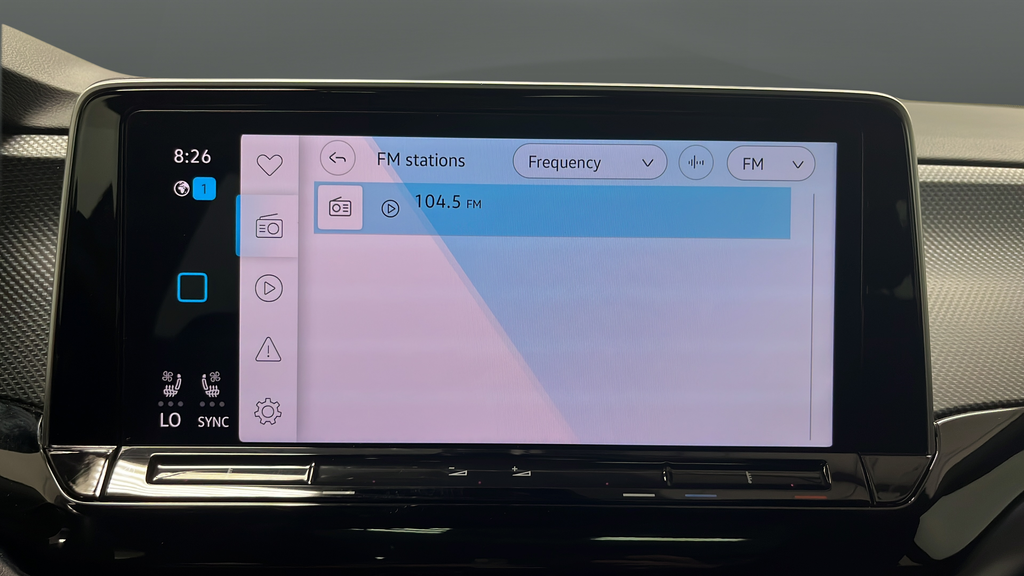 2024 Volkswagen Atlas Cross Sport 2.0T SEL R-Line