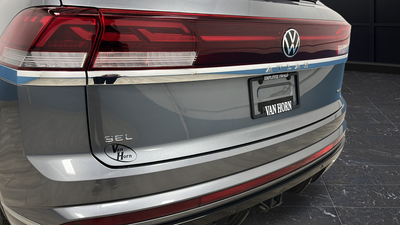 2024 Volkswagen Atlas Cross Sport 2.0T SEL R-Line