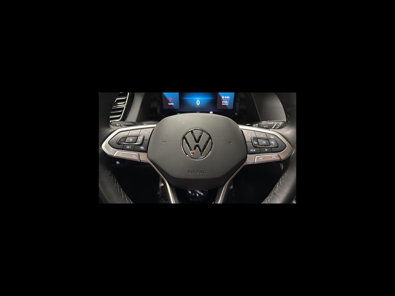 2025 Volkswagen Atlas Cross Sport 2.0T SEL R-Line Black