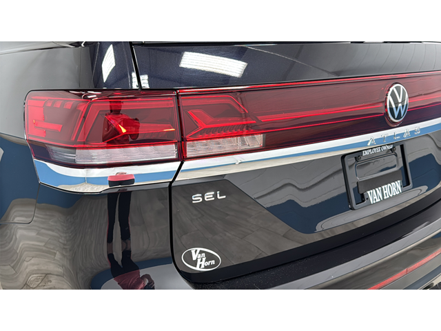 2025 Volkswagen Atlas 2.0T SEL