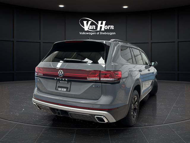 2025 Volkswagen Atlas 2.0T Peak Edition