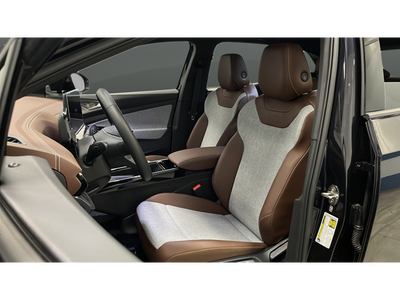 2024 Volkswagen ID.4 Pro