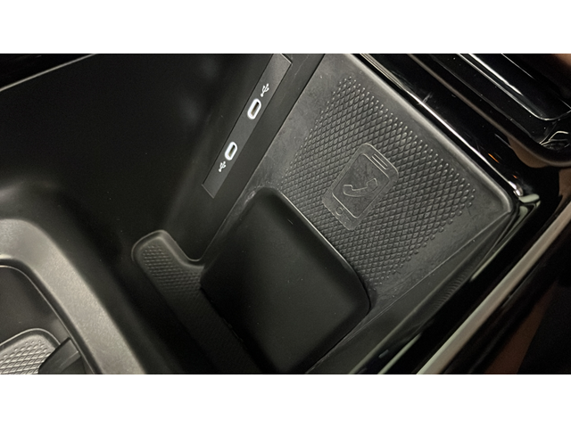 2024 Volkswagen ID.4 Pro