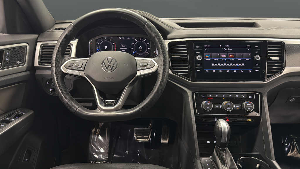 2023 Volkswagen Atlas Cross Sport 3.6L V6 SEL Premium R-Line