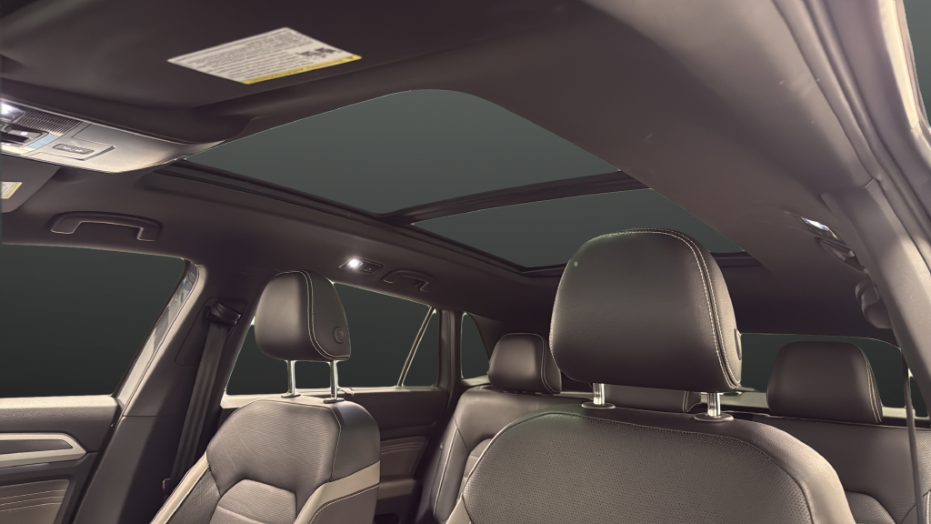 2023 Volkswagen Atlas Cross Sport 3.6L V6 SEL Premium R-Line