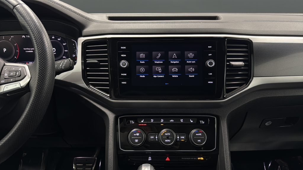 2023 Volkswagen Atlas Cross Sport 3.6L V6 SEL Premium R-Line