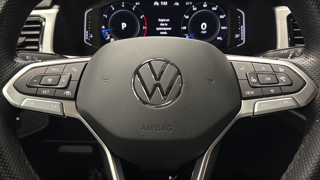 2023 Volkswagen Atlas Cross Sport 3.6L V6 SEL Premium R-Line