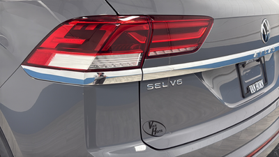 2023 Volkswagen Atlas Cross Sport 3.6L V6 SEL Premium R-Line
