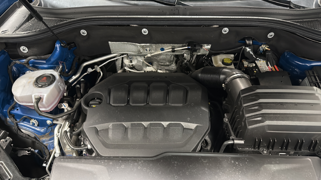 2025 Volkswagen Atlas 2.0T SEL Premium R-Line