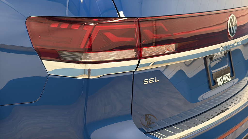 2025 Volkswagen Atlas 2.0T SEL Premium R-Line