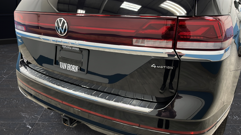 2025 Volkswagen Atlas 2.0T SEL Premium R-Line