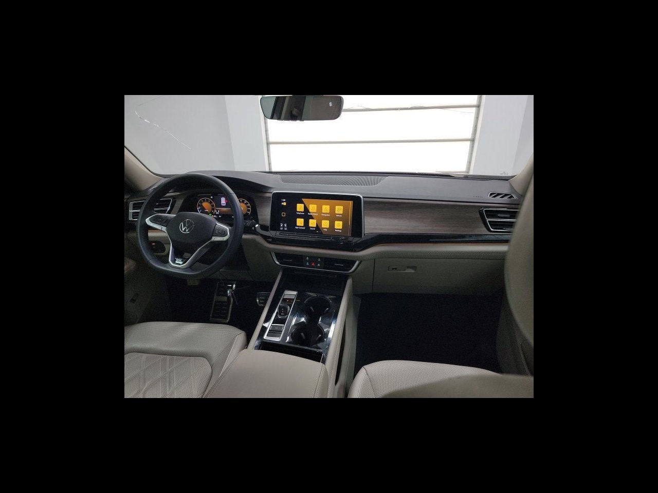 2025 Volkswagen Atlas 2.0T SEL Premium R-Line