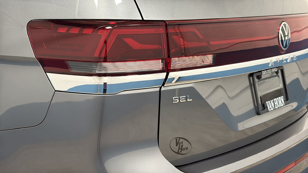 2024 Volkswagen Atlas 2.0T SEL Premium R-Line