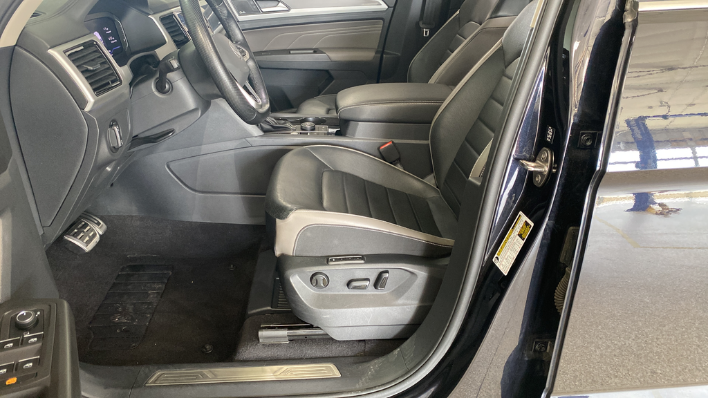 2022 Volkswagen Atlas 3.6L V6 SEL Premium R-Line