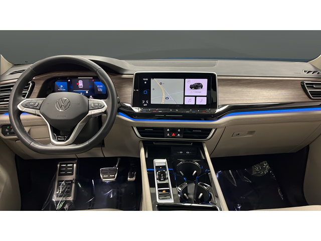 2025 Volkswagen Atlas 2.0T SEL Premium R-Line