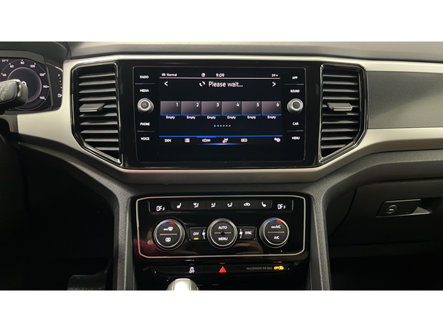 2022 Volkswagen Atlas Cross Sport 3.6L V6 SE w/Technology