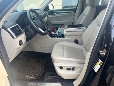 2022 Volkswagen Atlas 2.0T SE w/Technology