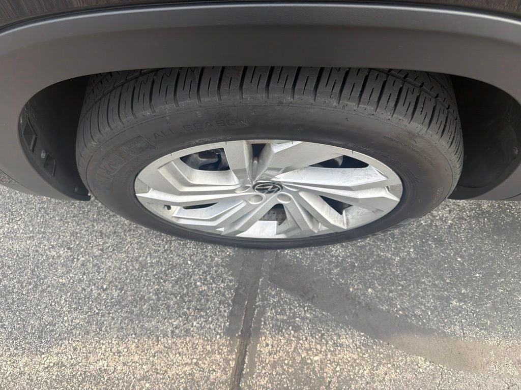 2022 Volkswagen Atlas 2.0T SE w/Technology