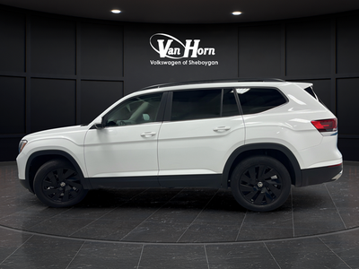 2025 Volkswagen Atlas 2.0T SE w/Technology