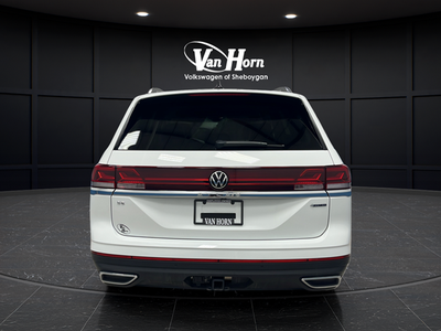 2025 Volkswagen Atlas 2.0T SE w/Technology