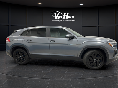2024 Volkswagen Atlas Cross Sport 2.0T SE w/Technology