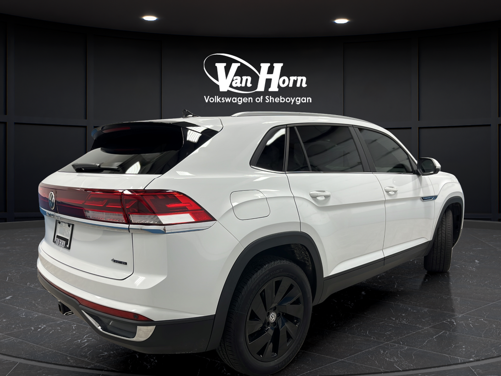 2024 Volkswagen Atlas Cross Sport 2.0T SE w/Technology