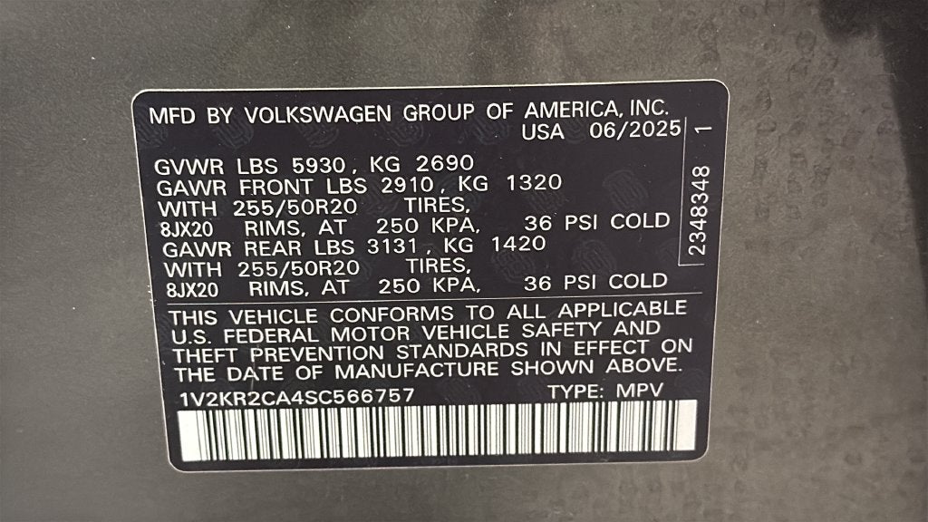2025 Volkswagen Atlas 2.0T SE w/Technology