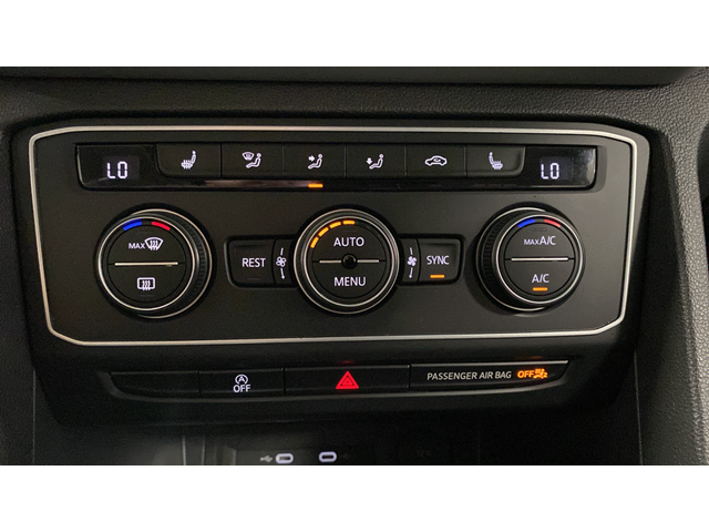 2021 Volkswagen Atlas 3.6L V6 SE w/Technology