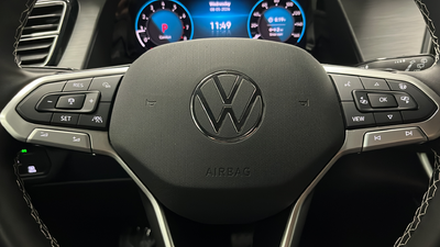 2025 Volkswagen Atlas Cross Sport 2.0T SE