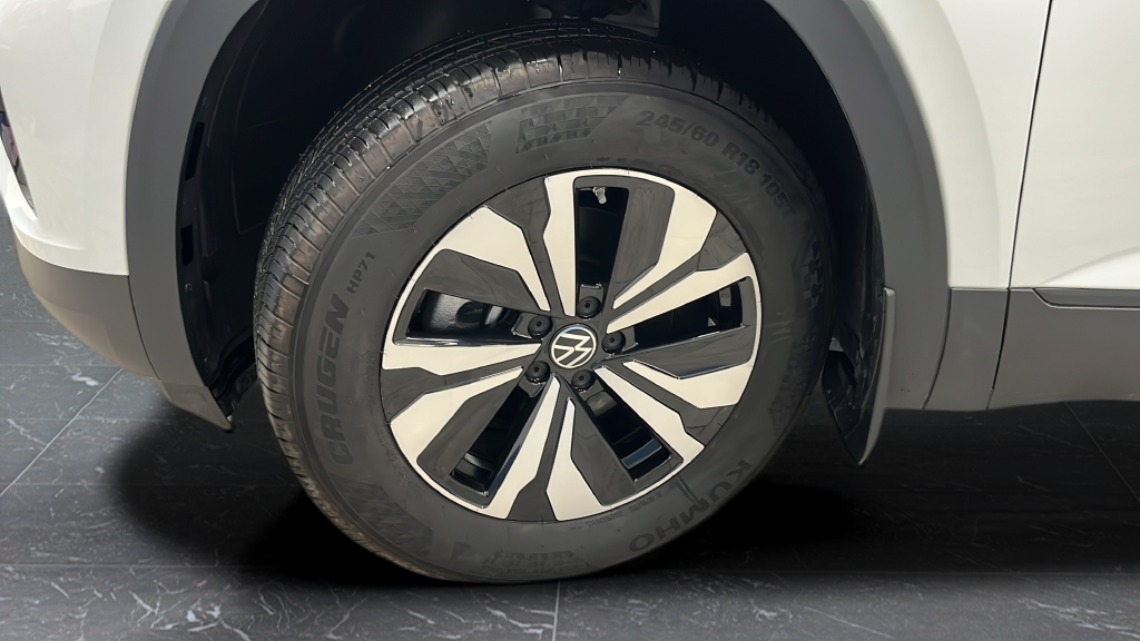 2025 Volkswagen Atlas Cross Sport 2.0T SE