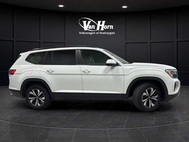 2024 Volkswagen Atlas 2.0T SE